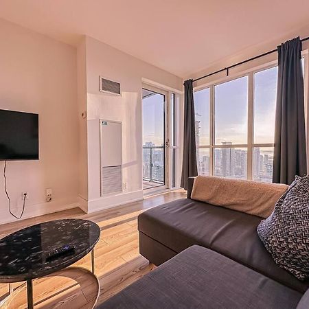 Elegant Suites - City Views, Lake View, Free Parking Toronto Exteriér fotografie