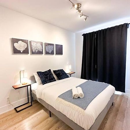 Elegant Suites - City Views, Lake View, Free Parking Toronto Exteriér fotografie